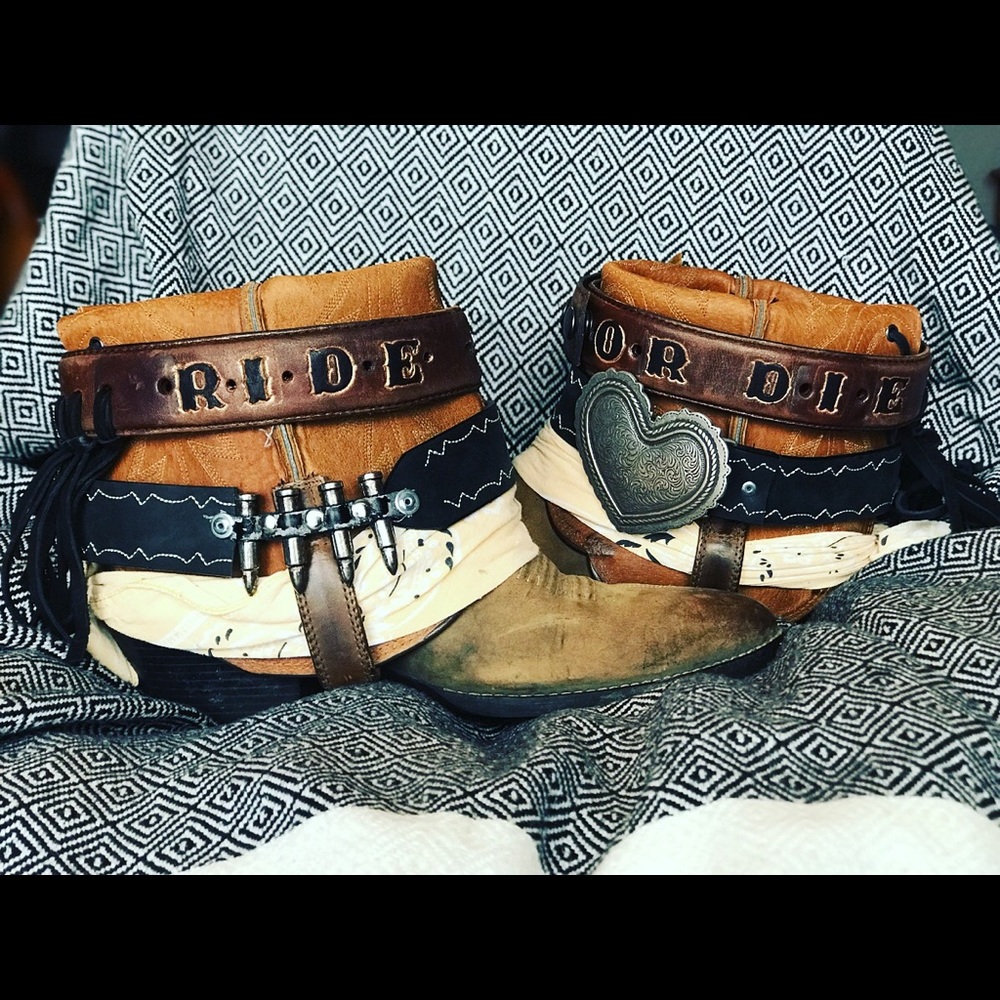 Custom Boots - Picture 4 of 6